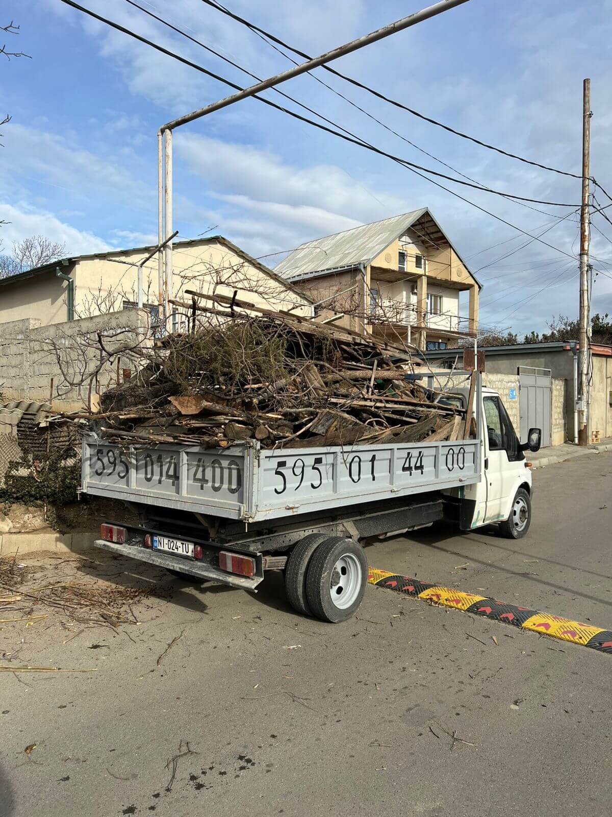 სამშენებლო ნარჩენების გატანა