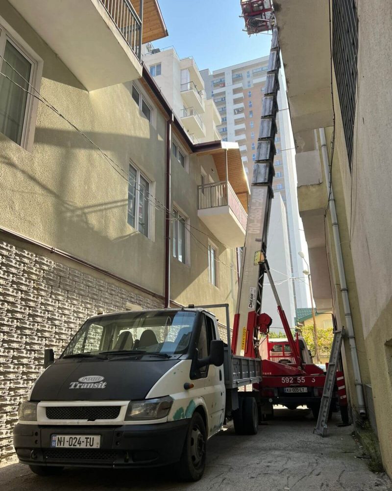 სამშენებლო მასალების მიტანა ნარჩენების გატანა